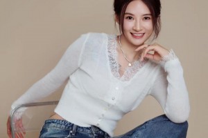 有點美??！前女籃球員石一童的牛仔褲穿搭：精神小妹前來報到~