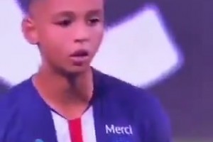 誰最可愛？網(wǎng)友當(dāng)年惡搞兒童版歐冠決賽拜仁vs巴黎！