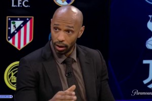 維護(hù)拜仁！斯坦尼希奇賽后：迪亞斯不該紅牌啊，沒踢到！